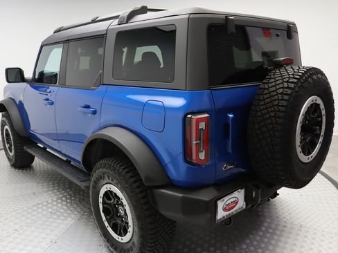 Used 2023 Ford Bronco Outer Banks w/ Sasquatch Package image 11