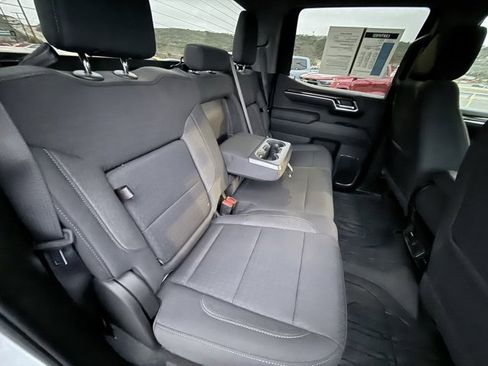 Certified 2024 GMC Sierra 1500 Elevation image 11