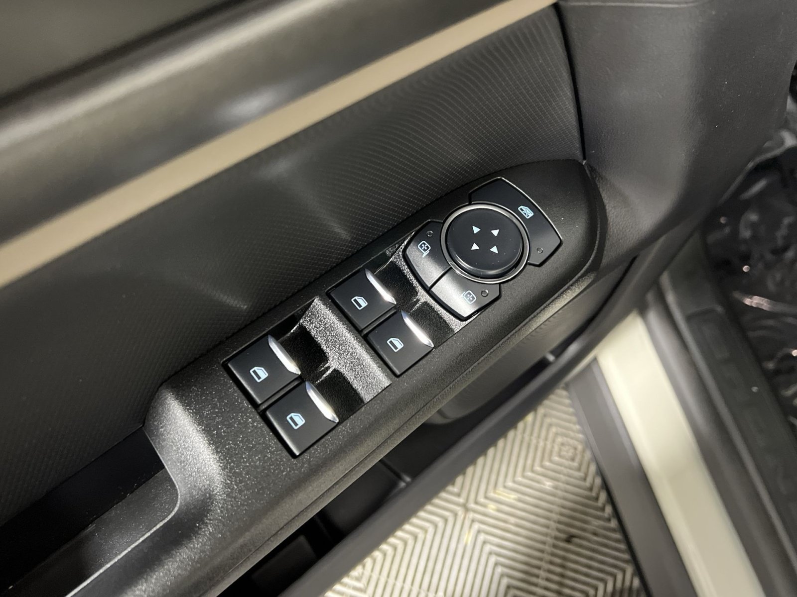 Used 2025 Ford Bronco Sport Big Bend AWD/4WD image 15