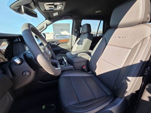 New 2026 GMC Yukon Denali image 24