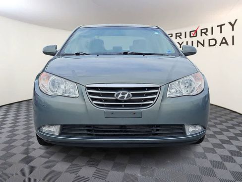 Used 2010 Hyundai Elantra GLS FWD image 2