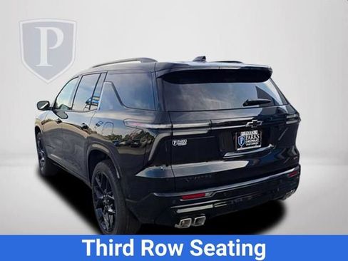 New 2026 Chevrolet Traverse RS w/ LPO, Floor Liner Package FWD image 9