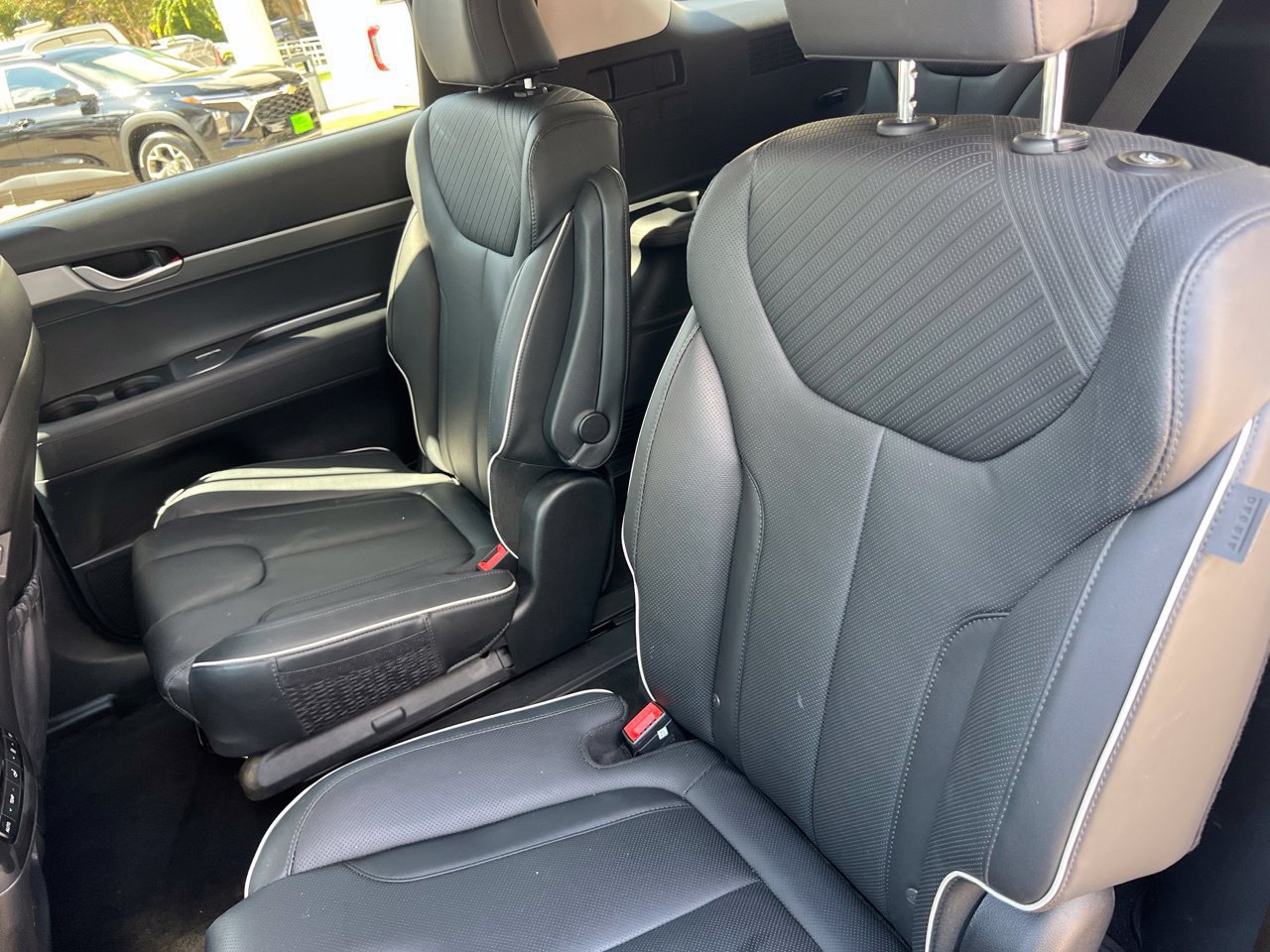 Used 2025 Hyundai Palisade SEL FWD image 23