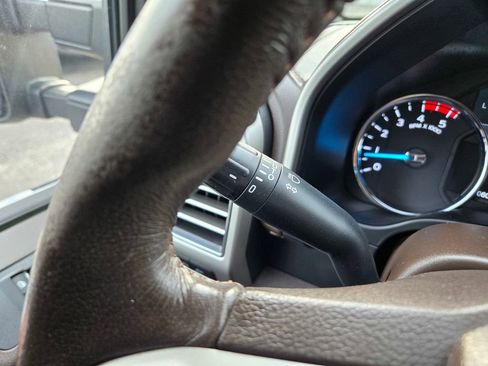 Used 2019 Ford F250 King Ranch w/ Snow Plow Prep Package image 23