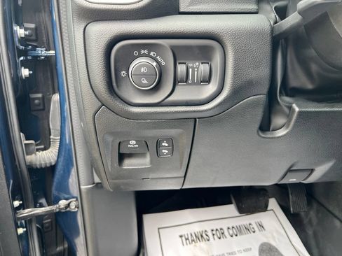 Used 2023 RAM 1500 Laramie AWD/4WD image 26