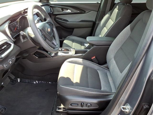 Used 2021 Chevrolet TrailBlazer LT w/ Convenience Package FWD image 11