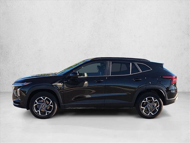 Used 2026 Chevrolet Trax LT FWD image 9