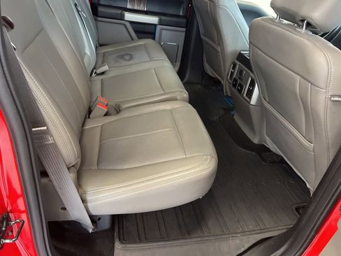 Used 2018 Ford F150 Lariat w/ Equipment Group 502A Luxury image 22