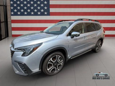 Used 2023 Subaru Ascent Limited w/ Technology Package AWD/4WD image 12