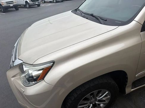 Used 2015 Lexus GX 460 w/ Premium Package AWD/4WD image 89
