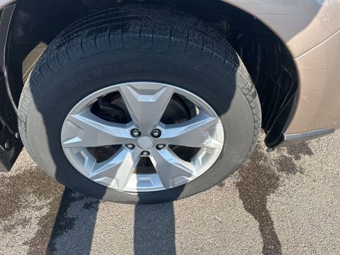 Used 2016 Subaru Forester 2.5i Limited image 34