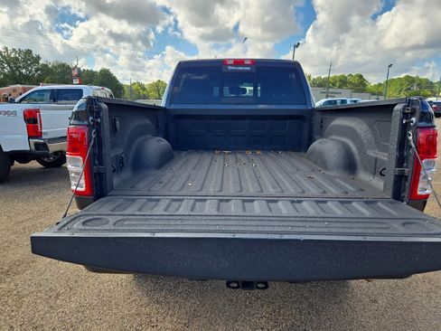 Used 2021 RAM 2500 Tradesman AWD/4WD image 9