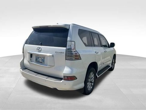 Used 2018 Lexus GX 460 Premium AWD/4WD image 3