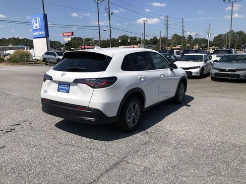 New 2026 Honda HR-V LX image 5