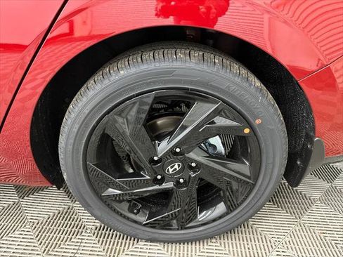 New 2026 Hyundai Elantra SEL Sport image 18