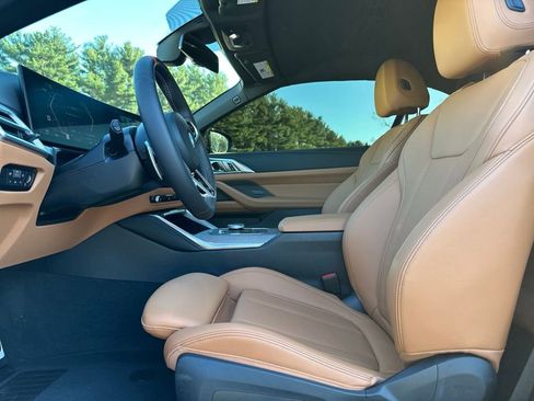 Used 2025 BMW 440i xDrive Convertible w/ Premium Package image 20