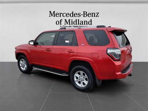 Used 2019 Toyota 4Runner SR5 image 6