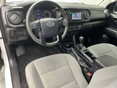 Used 2019 Toyota Tacoma SR5 image 4