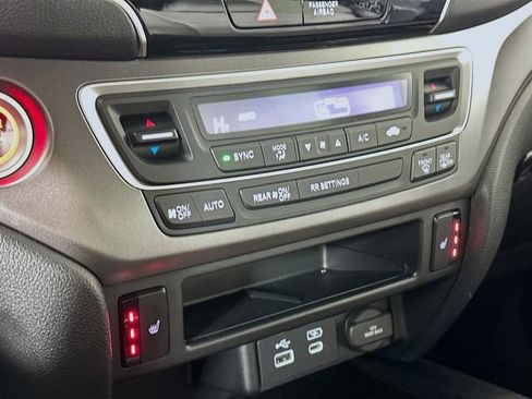 Certified 2024 Honda Passport EX-L image 27