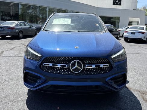 Certified 2025 Mercedes-Benz GLA 250 image 8