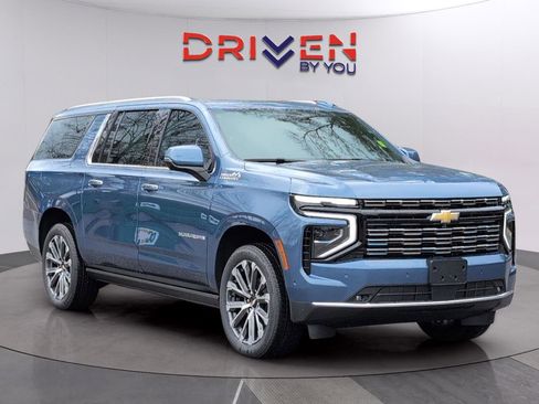 New 2026 Chevrolet Suburban High Country image 7