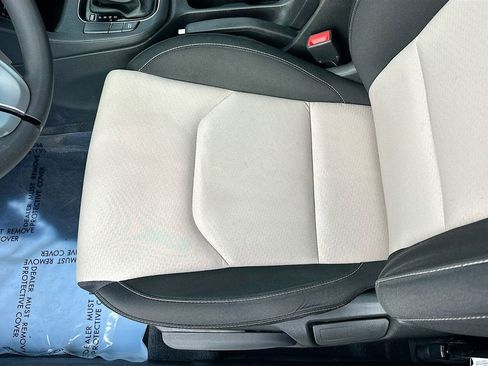 Used 2018 Hyundai Elantra GT image 18