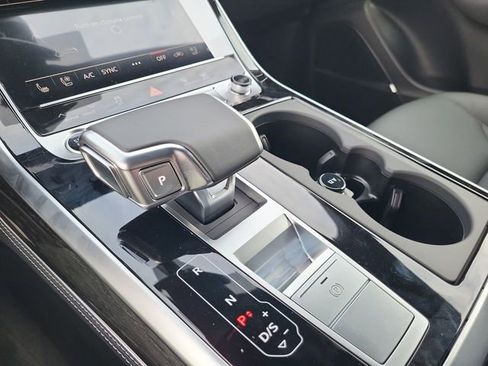 New 2026 Audi Q8 Premium Plus image 24