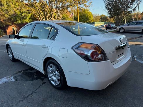 Used 2012 Nissan Altima 2.5 S image 2