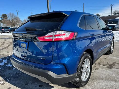 Used 2024 Ford Edge SEL image 3