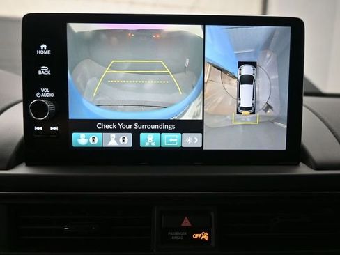 Used 2024 Honda Pilot TrailSport image 32