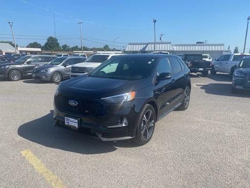 Used 2022 Ford Edge ST AWD/4WD image 2