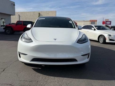 Used 2020 Tesla Model Y Long Range image 7