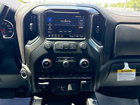 Used 2021 Chevrolet Silverado 2500 LTZ w/ Carhartt Edition AWD/4WD image 18