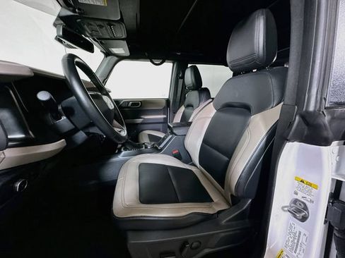 Used 2023 Ford Bronco Wildtrak AWD/4WD image 27