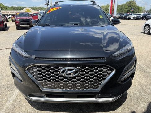 Used 2021 Hyundai Kona Ultimate FWD image 2