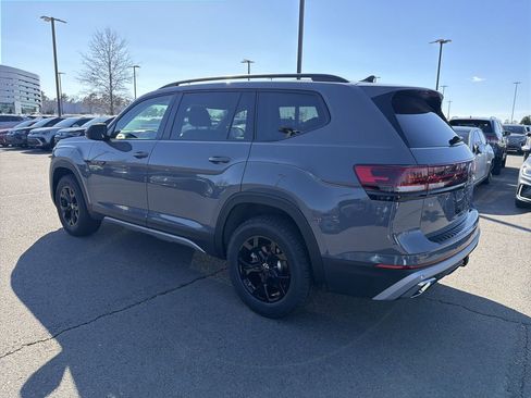 New 2026 Volkswagen Atlas Peak Edition AWD/4WD image 7