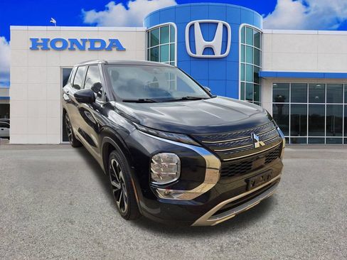 Used 2023 Mitsubishi Outlander SE FWD image 9