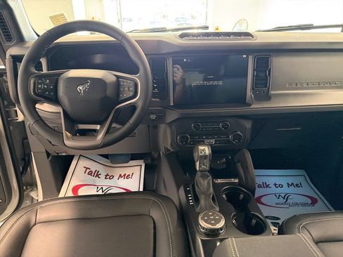 New 2026 Ford Bronco Badlands AWD/4WD image 18