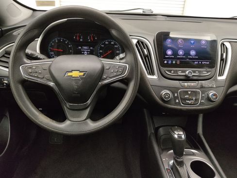 Used 2020 Chevrolet Malibu LS FWD image 22