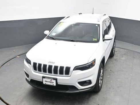 Used 2020 Jeep Cherokee Latitude Plus image 23