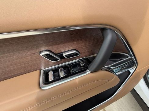 New 2026 Land Rover Range Rover SE AWD/4WD image 11