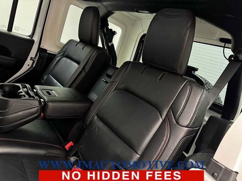Used 2018 Jeep Wrangler Unlimited Rubicon AWD/4WD image 14
