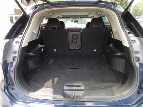 Used 2016 Nissan Rogue SL w/ SL Premium Package AWD/4WD image 6