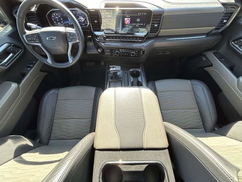 Used 2024 Chevrolet Silverado 1500 ZR2 w/ Technology Package image 13