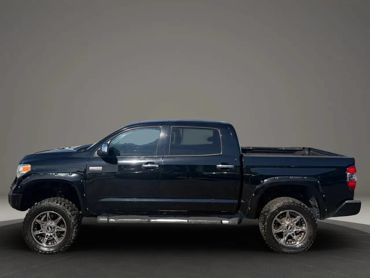 Used 2014 Toyota Tundra Platinum AWD/4WD image 2