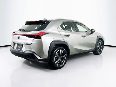 Used 2019 Lexus UX 200 F Sport image 9