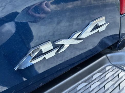 Used 2024 RAM 2500 Limited image 12