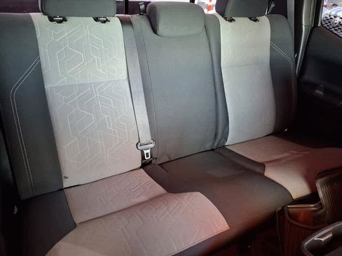 Used 2021 Toyota Tacoma TRD Off-Road w/ Technology Package image 21