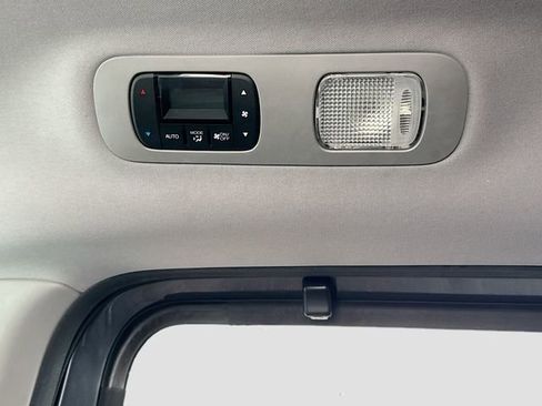 Used 2019 Honda Odyssey Elite image 23