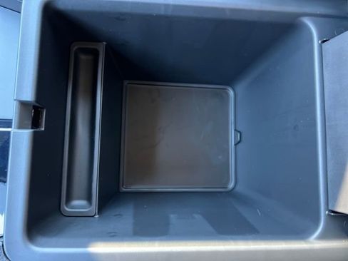 New 2025 Honda Pilot Touring image 26